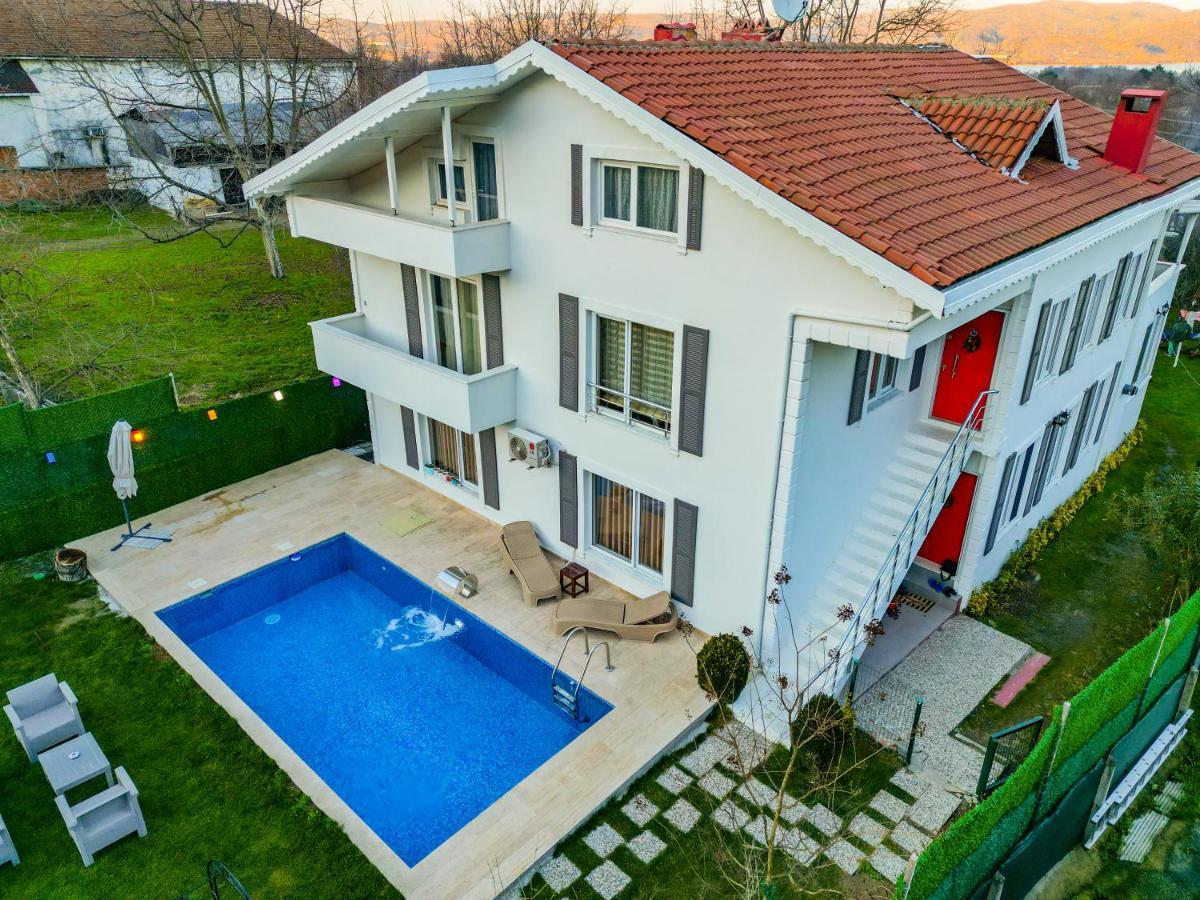 Villa Atlas Muhafazakar Havuzlu, Mustakil Genis Bahceli Sapanca Ngoại thất bức ảnh