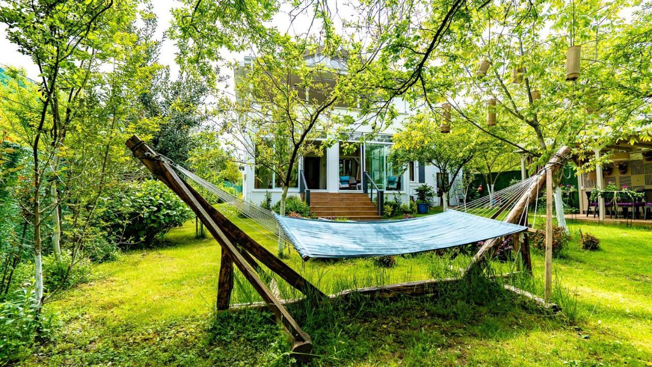 Villa Atlas Muhafazakar Havuzlu, Mustakil Genis Bahceli Sapanca Ngoại thất bức ảnh