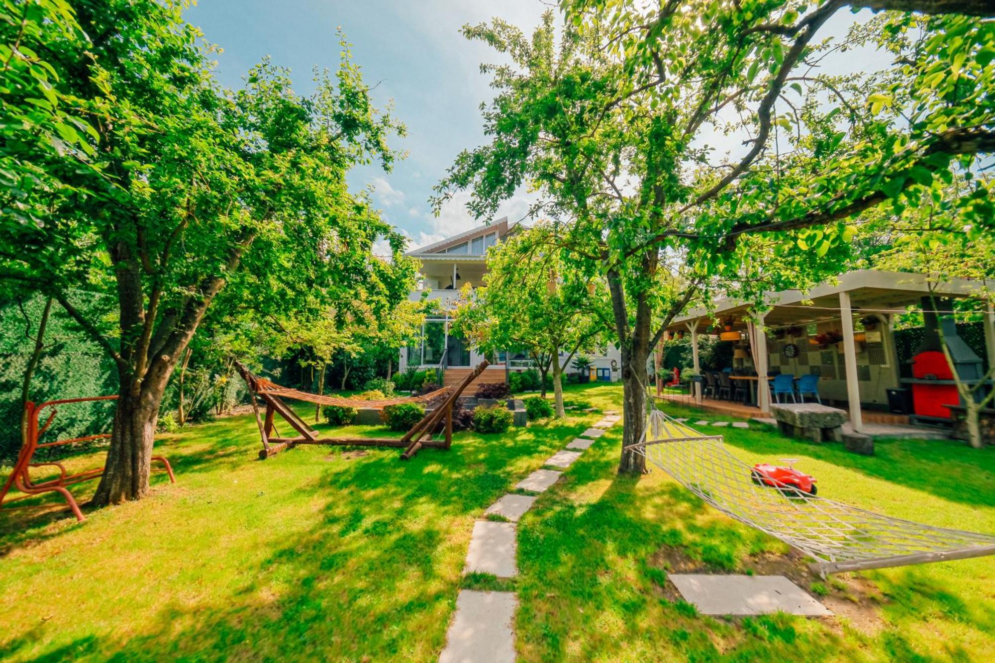 Villa Atlas Muhafazakar Havuzlu, Mustakil Genis Bahceli Sapanca Ngoại thất bức ảnh