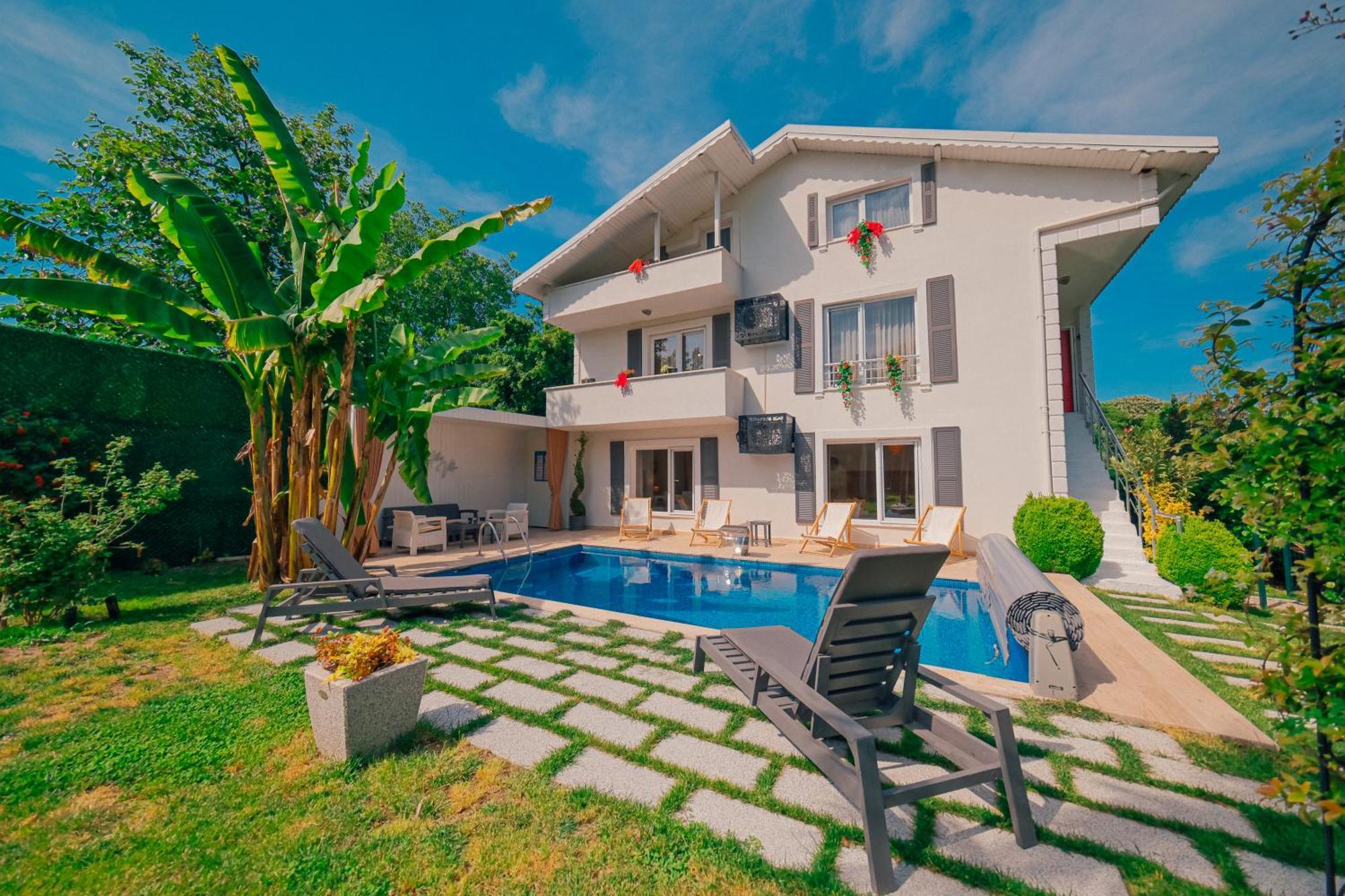 Villa Atlas Muhafazakar Havuzlu, Mustakil Genis Bahceli Sapanca Ngoại thất bức ảnh