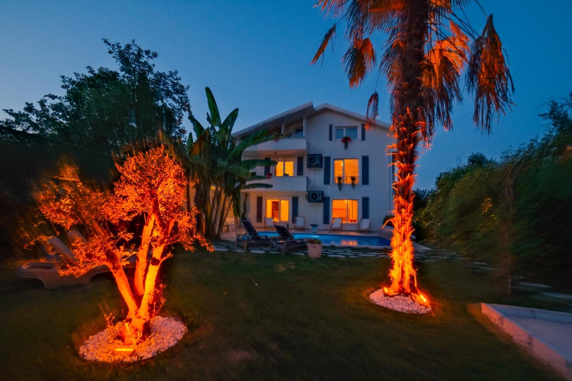 Villa Atlas Muhafazakar Havuzlu, Mustakil Genis Bahceli Sapanca Ngoại thất bức ảnh